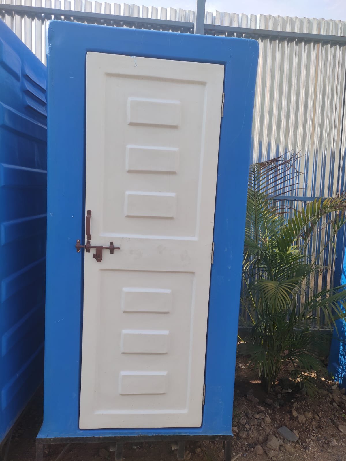 FRP Portable Toilet 19