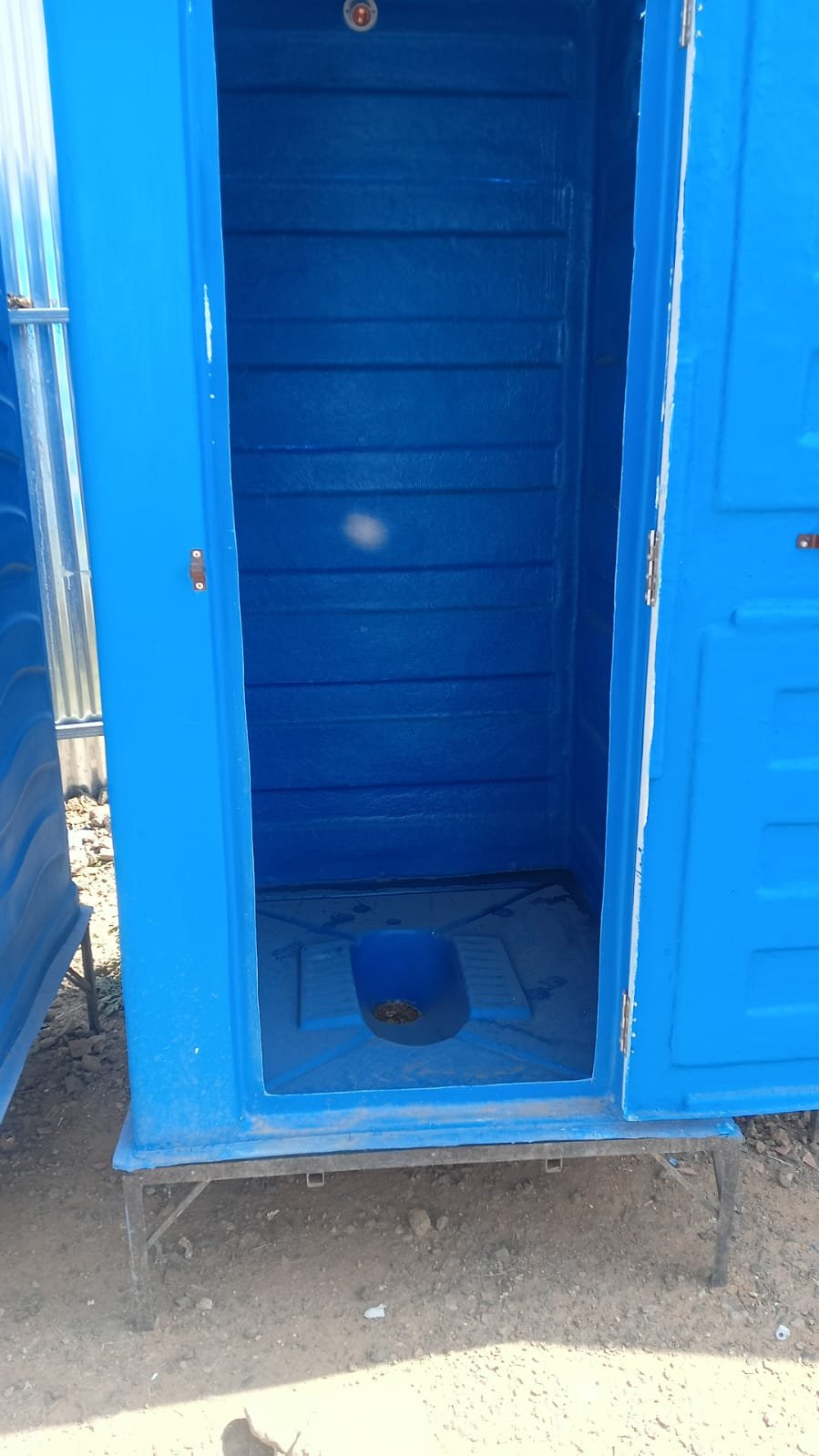 FRP Portable Toilet 17