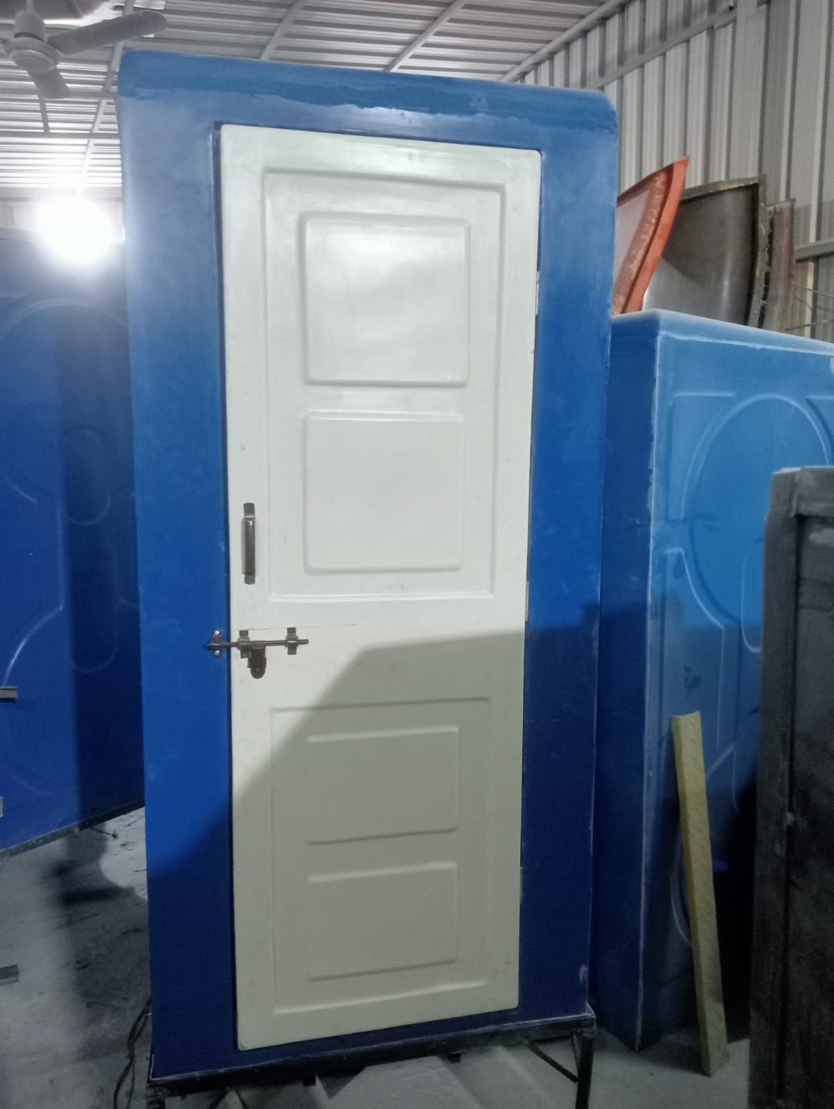 FRP Portable Toilet 23